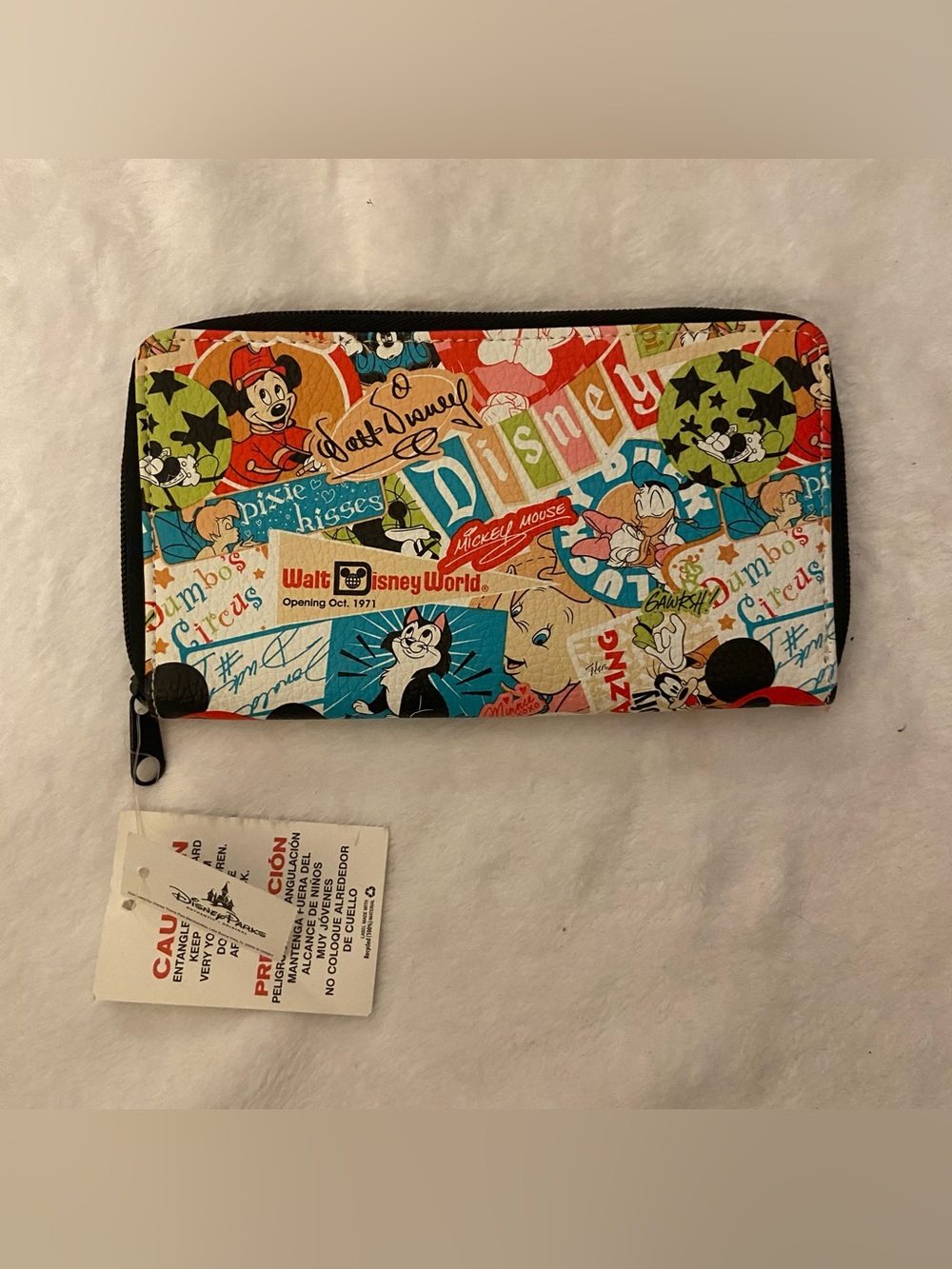 NWT Disney Multicolor Retro Character Collage Zip Wallet